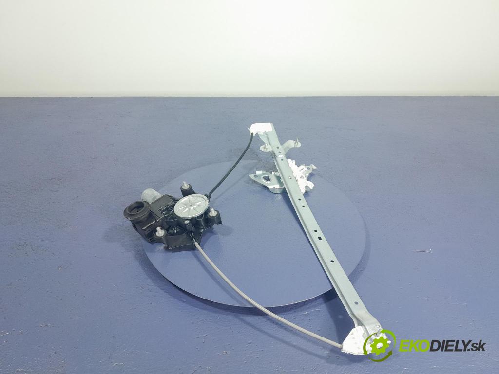Toyota Rav-4 2020 mechanismus stahování Sklenka: Zad: v pravo: 85710-42150