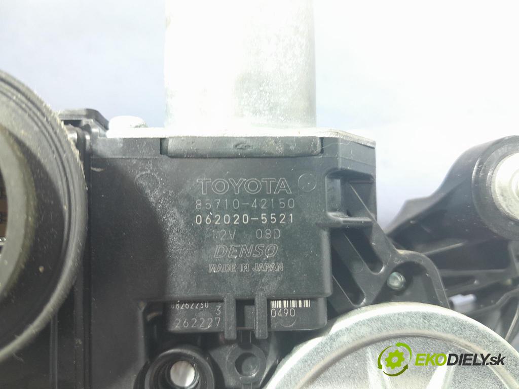 Toyota Rav-4 2020 mechanismus stahování Sklenka: Zad: v pravo: 85710-42150