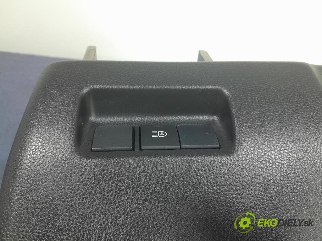 Toyota Rav-4 2020 kryt Plast: Interiéry: 55545-42120