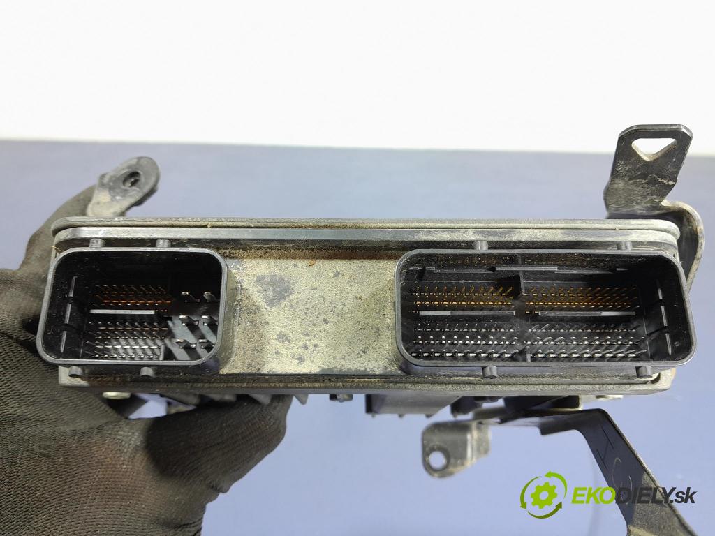 Toyota Rav-4 2020 riadiaca jednotka Motor: 89661-4A850