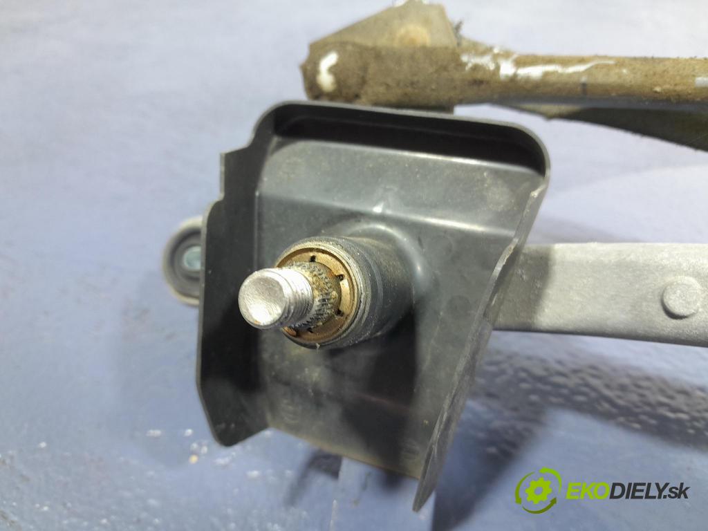 Toyota Rav-4 2020 mechanismus motorek Stěrače: před 85110-42270