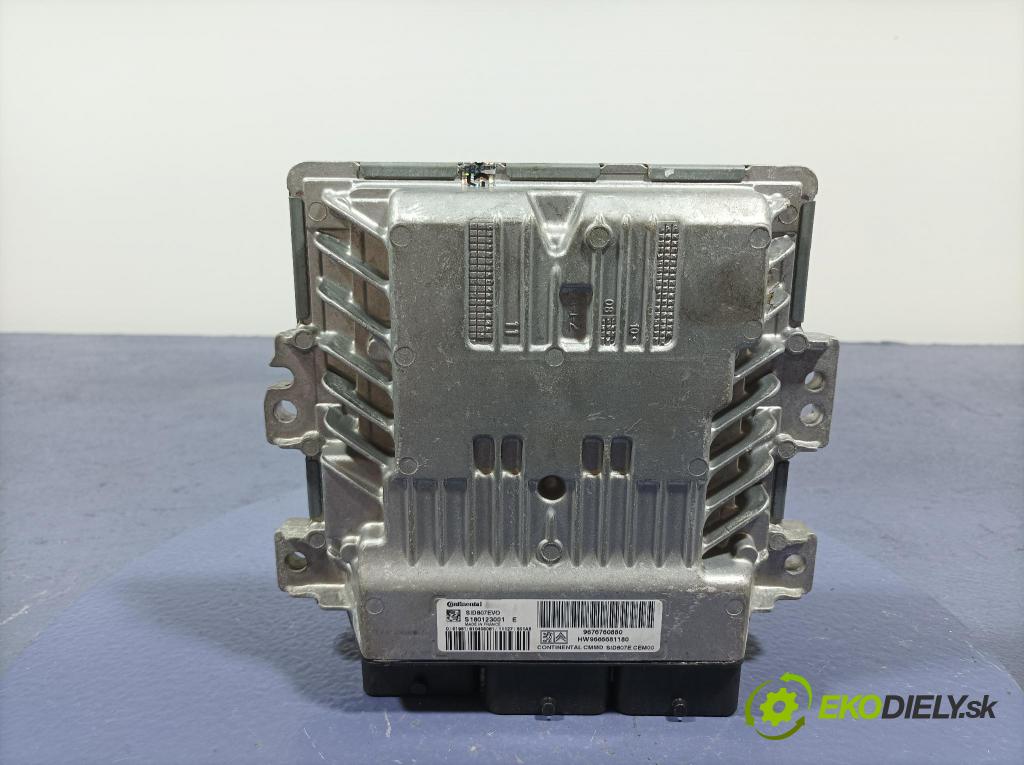 Peugeot 508 2011 riadiaca jednotka Motor: 9676760880