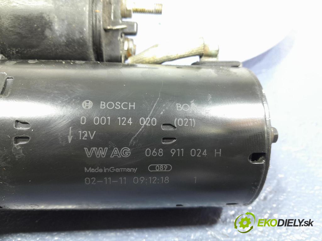 Audi A4 2003 štartér 068911024H