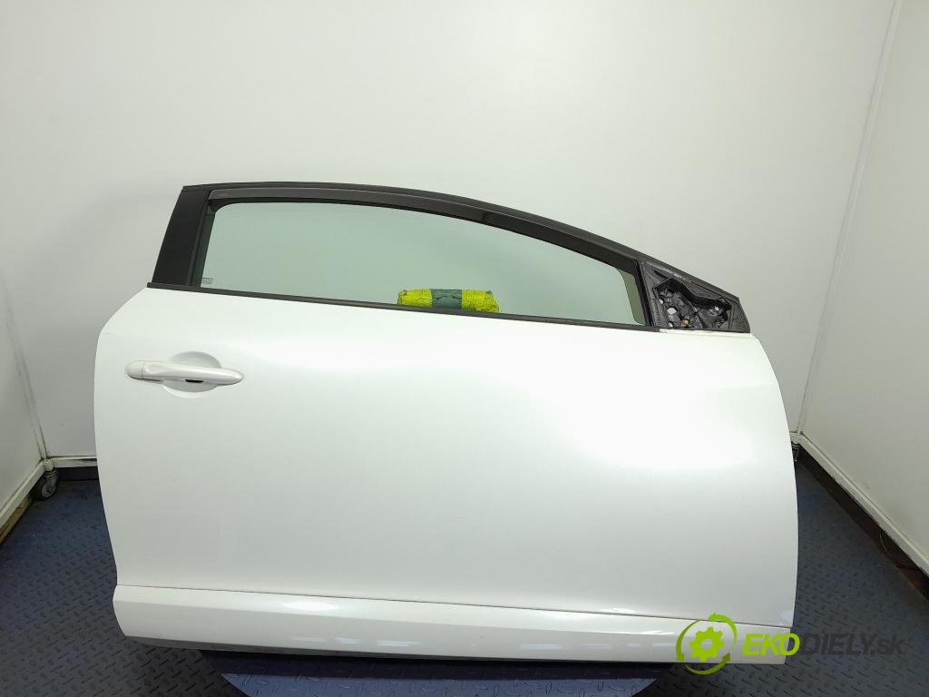 Renault Megane 2012 dvere Predné pravé 01