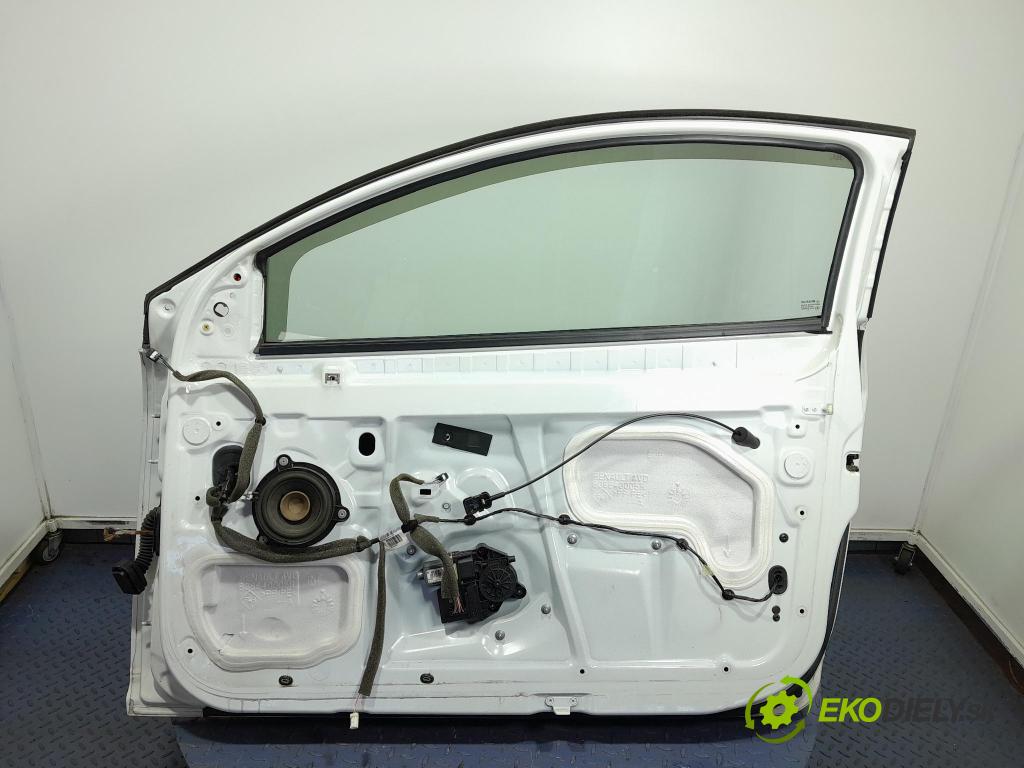 Renault Megane 2012 dvere Predné pravé 01