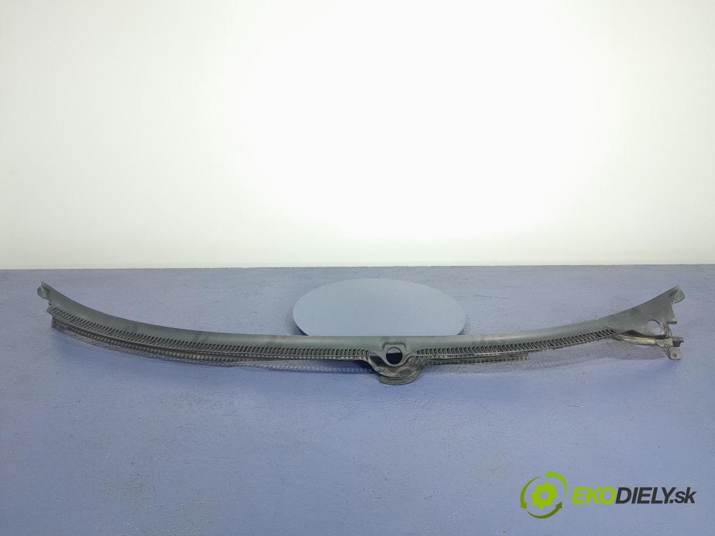 Audi A4 2003 torpédo 8E1819403