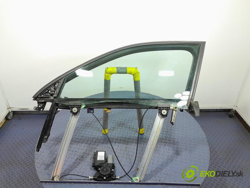 Audi A4 2003 mechanismus stahování Sklenka: před Levý: 8E1959801B