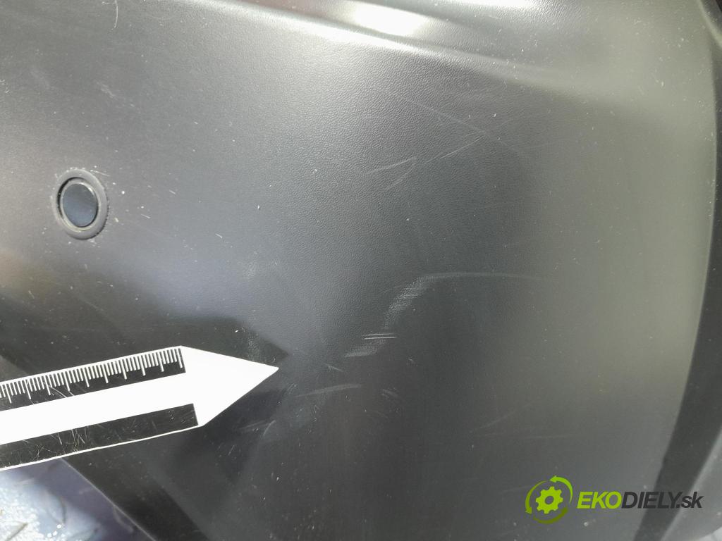 Nissan Qashqai 2019 nárazník Zad: 01
