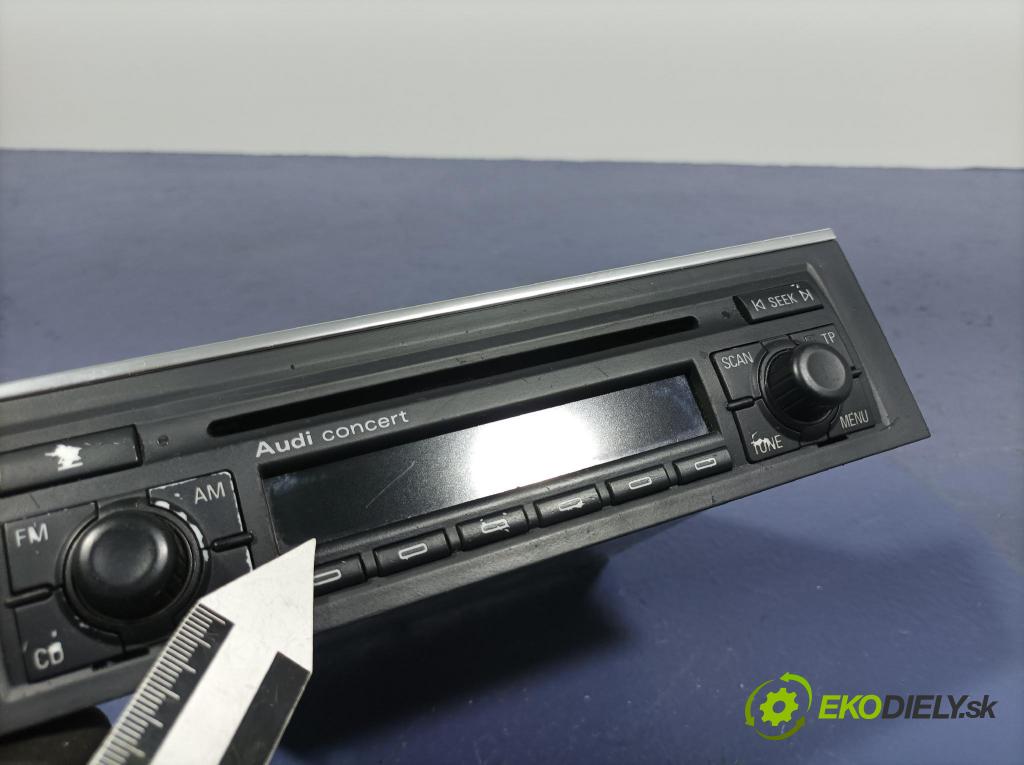 Audi A4 2003 Radio I Navigácia: 8E0035186