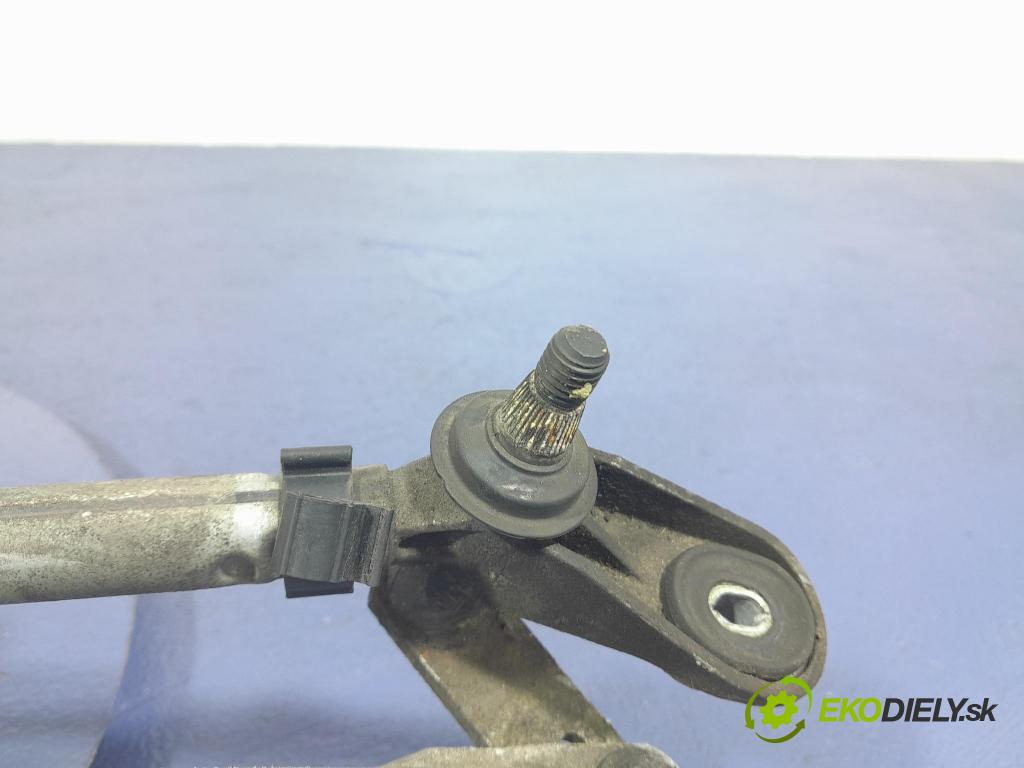 Audi A4 2003 mechanismus motorek Stěrače: před 8E1955119