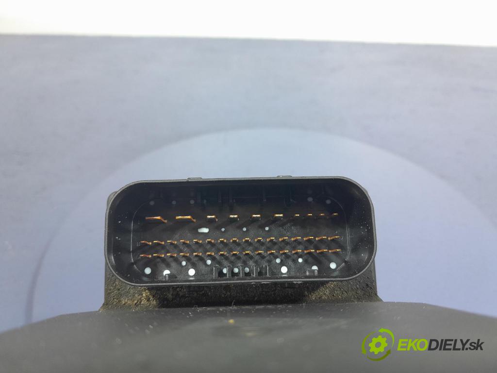Audi A4 2003 čerpadlo ABS x 8E0614517