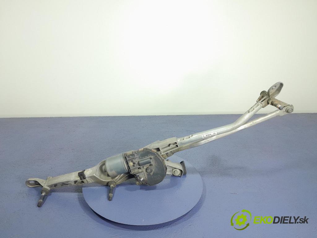 Mercedes C-klasa 2009 mechanizmus motor: Stierače: Predné A2048201040