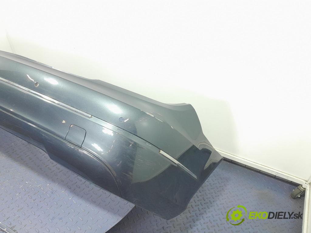 Mercedes C-klasa 2009 nárazník Zad: 01