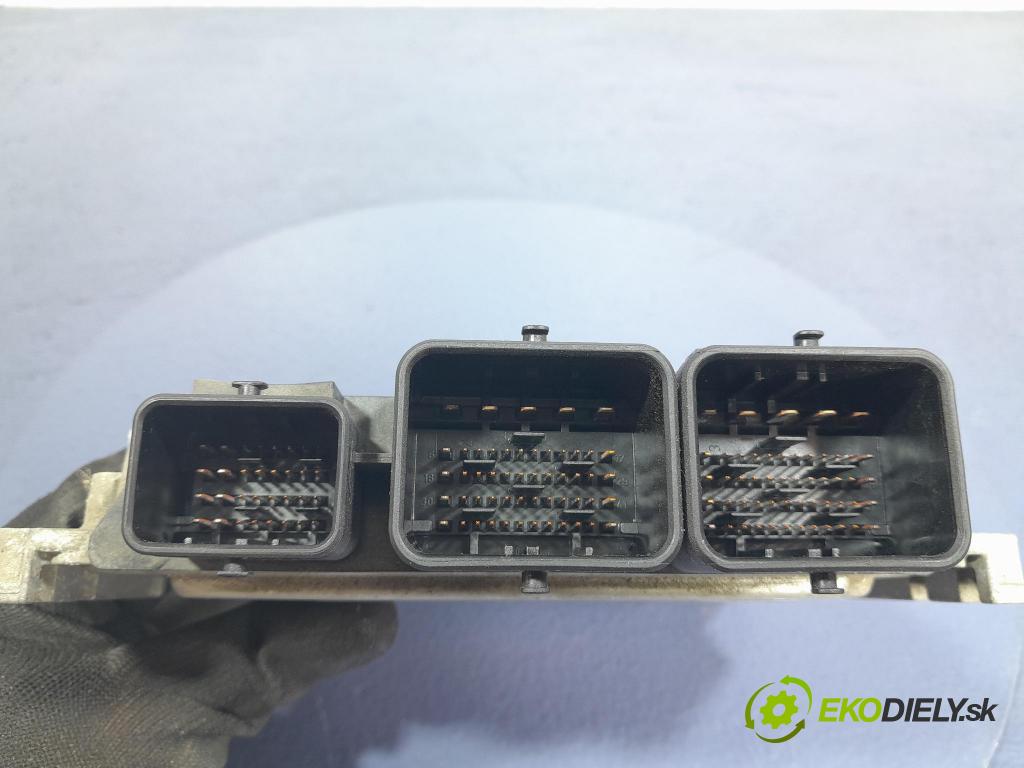 Peugeot 207 2007 riadiaca jednotka Motor: 9664738780
