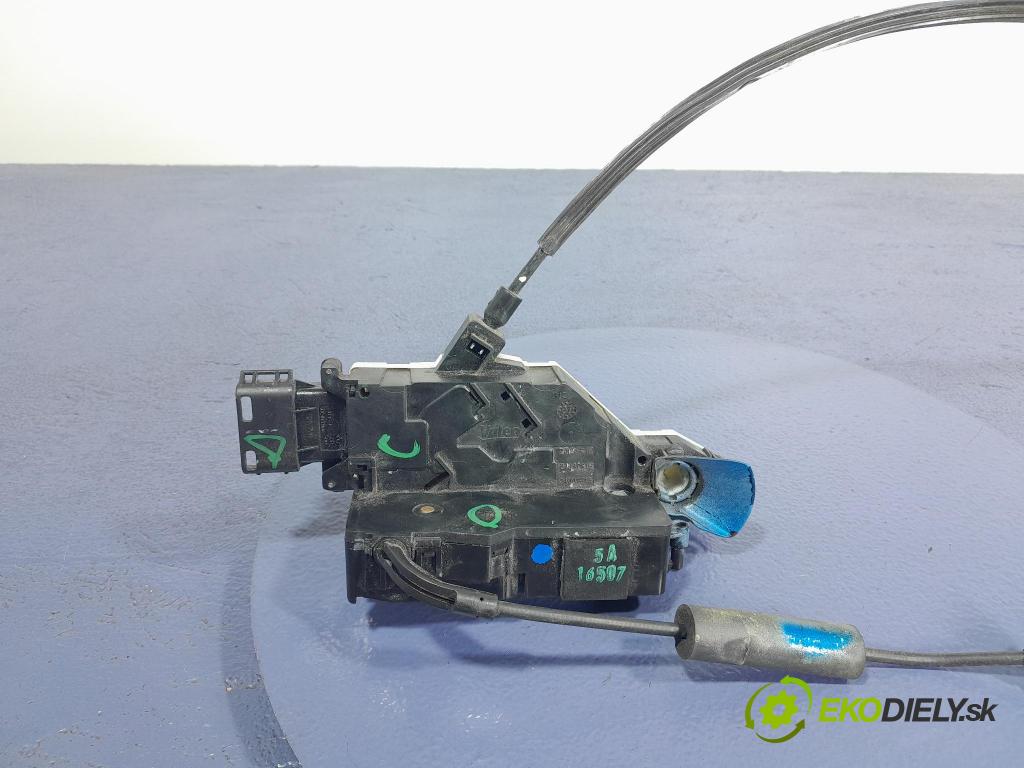 Peugeot 207 2007 zámek dveře před Levý: 24087158