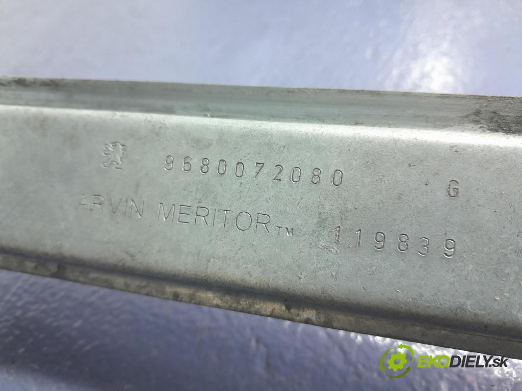 Peugeot 207 2007 mechanismus stahování Sklenka: před Levý: 9680072080