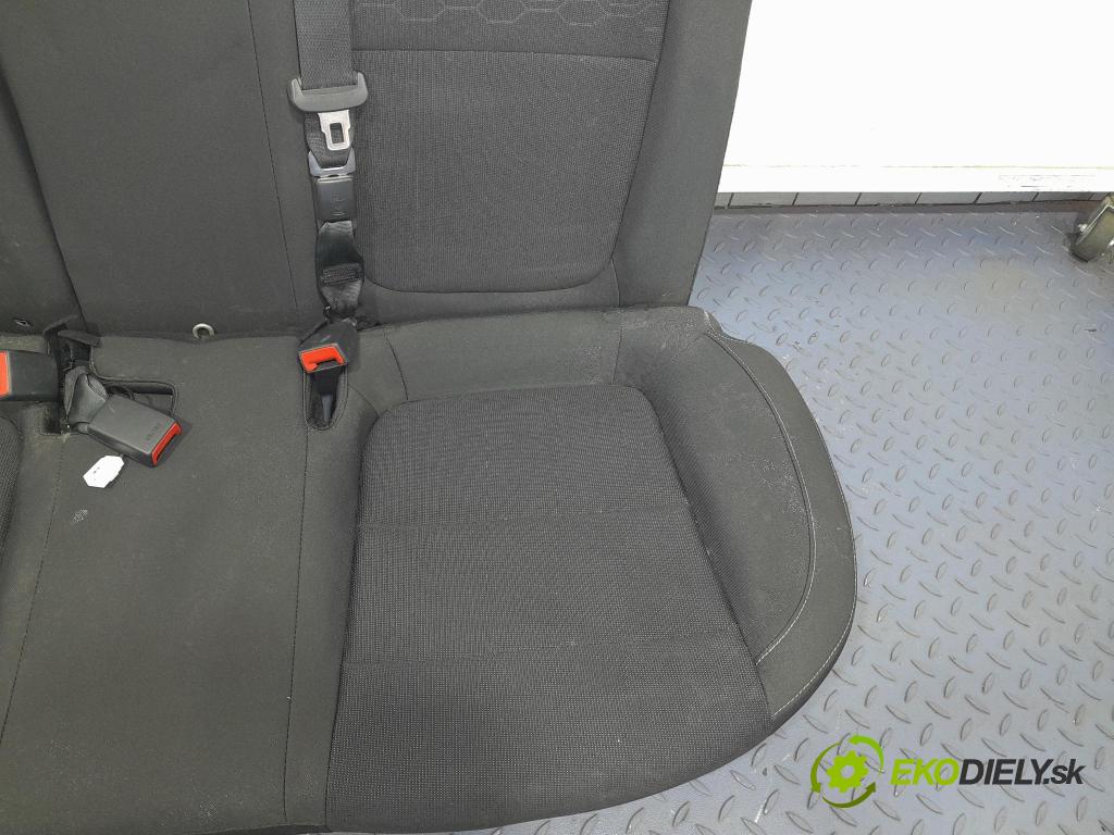 Kia Rio 2017 Sedačka zadný 01