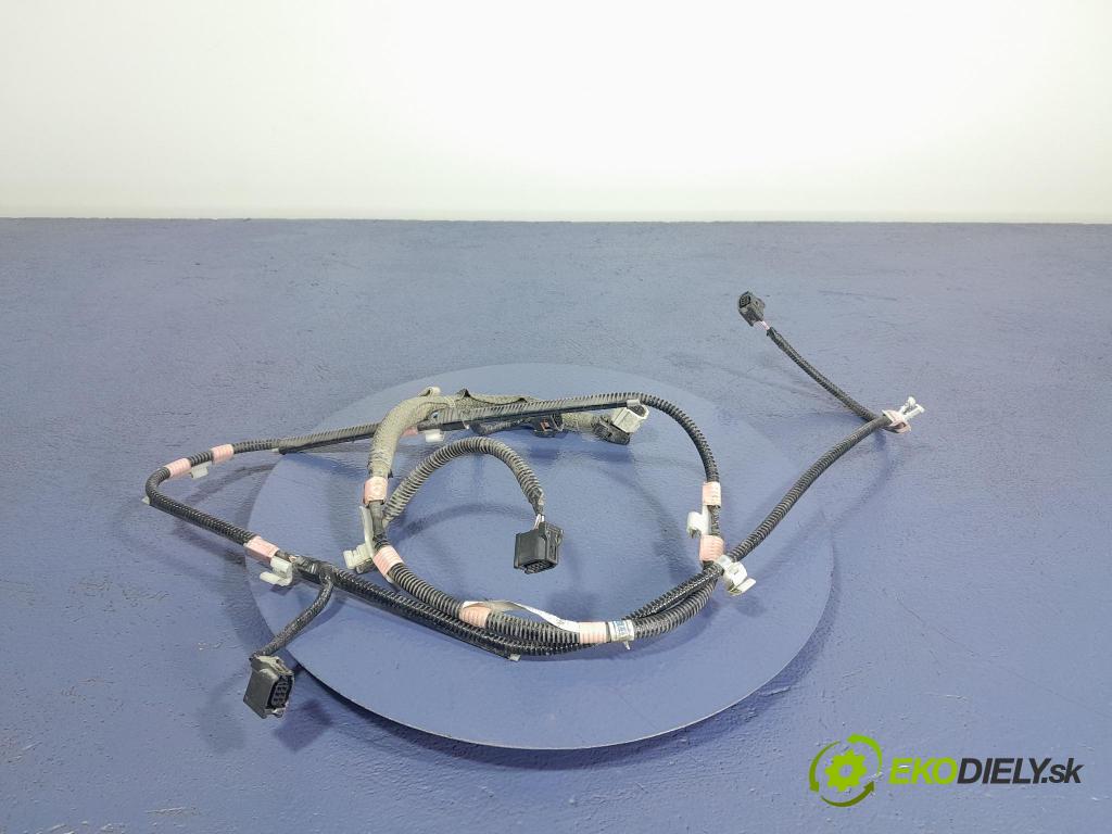 Toyota Rav-4 2020 inštalácia Elektrický: 82182-42150