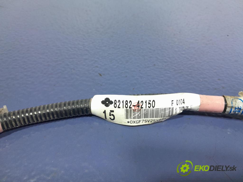 Toyota Rav-4 2020 inštalácia Elektrický: 82182-42150