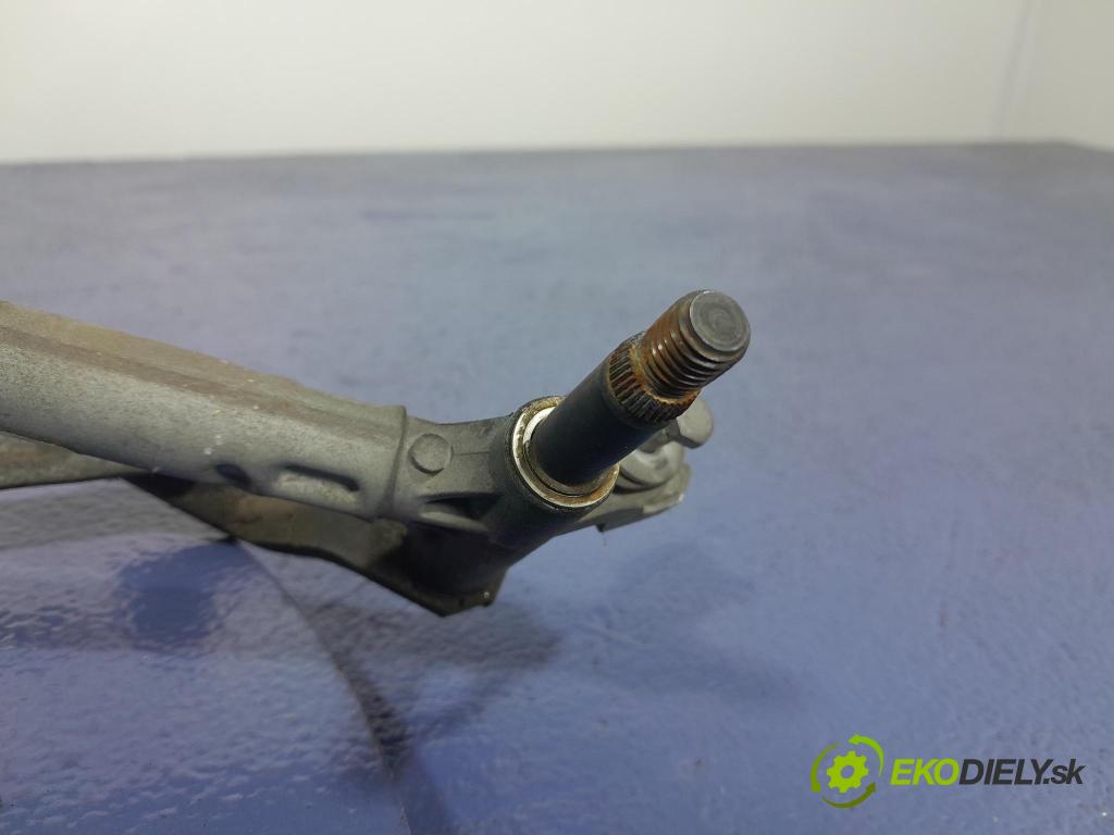 Peugeot 207 2007 mechanismus motorek Stěrače: před 9681204380