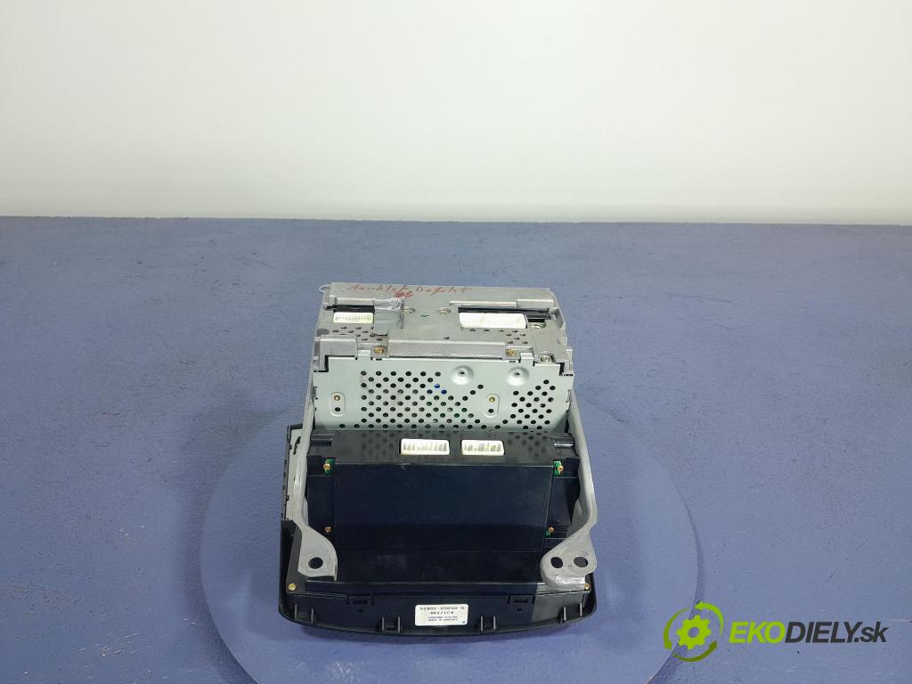 Toyota Avensis 2005 Radio I Navigácia: 86120-05080