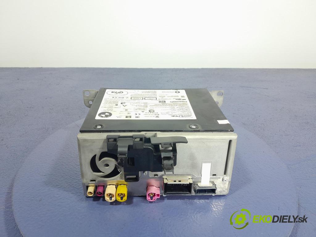 Bmw Seria 7 2022 Radio I Navigácia: 5A56CB1