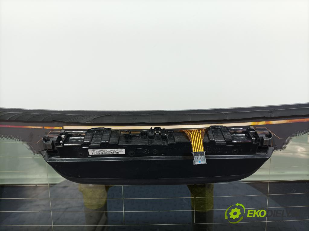Bmw Seria 3 2019 sklo zadní 01