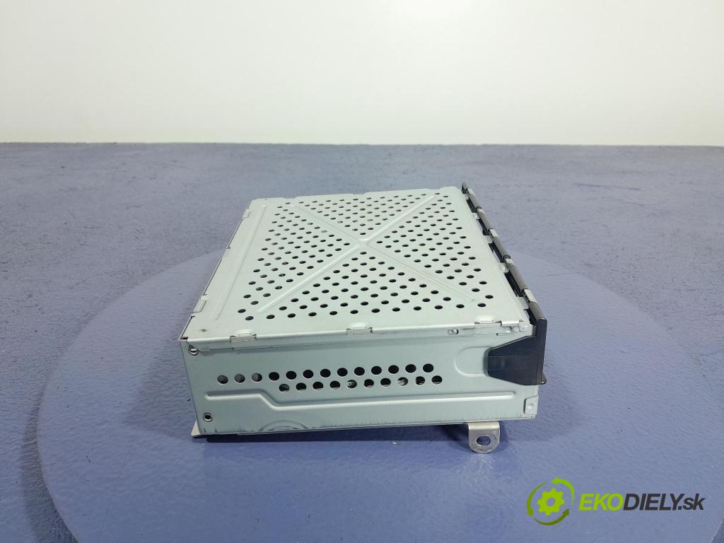 Audi A4 2008 Radio I Navigácia: 4F0035541L