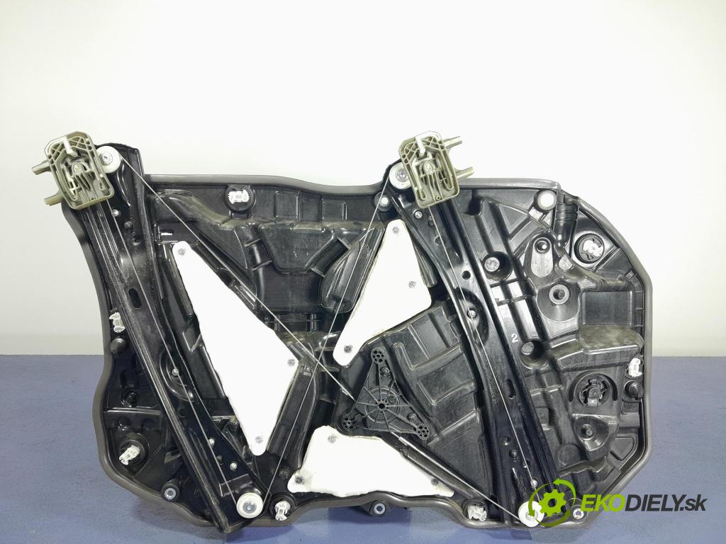 Bmw Seria 7 2022 mechanismus stahování Sklenka: před v pravo: 7485140