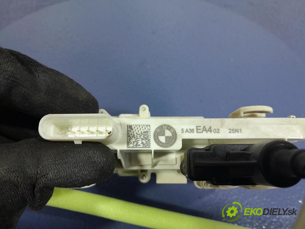 Bmw Seria 7 2022 zámek dveře Zad: v pravo: 7477704