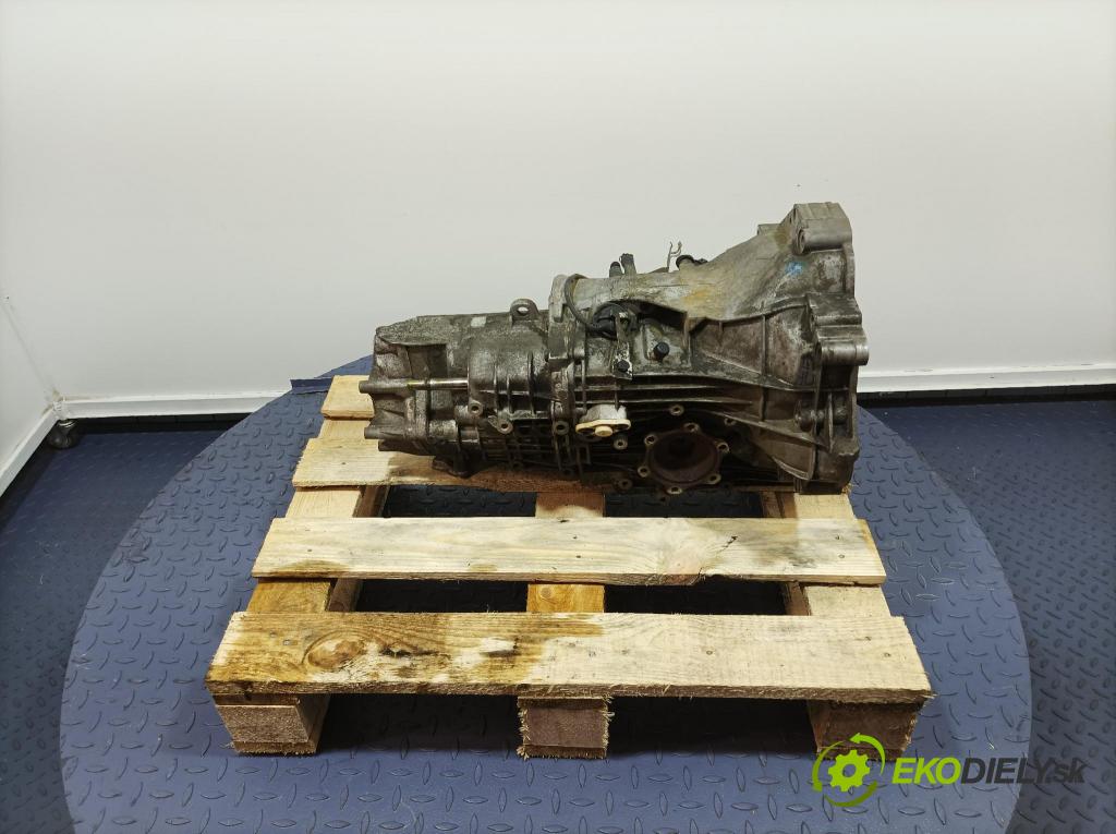 Audi A4 2004 prevodovka Manualna HFD