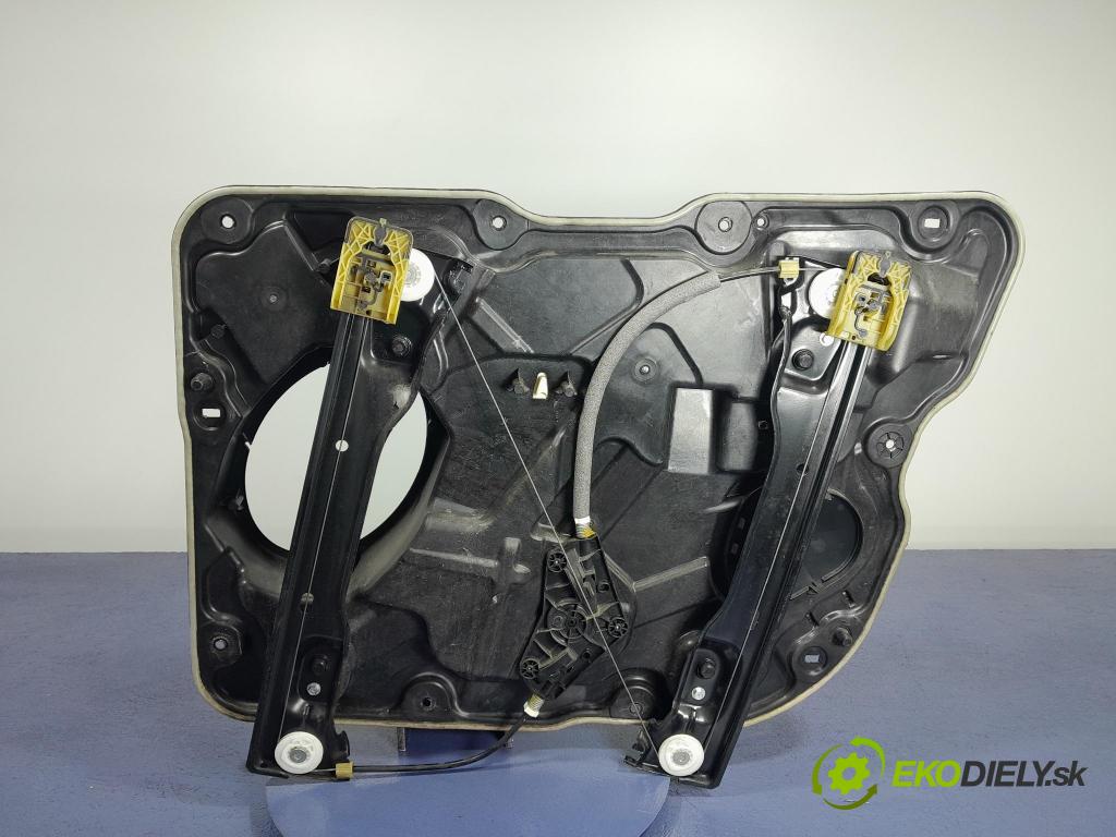 Jeep Grand cherokee 2013 mechanismus stahování Sklenka: před Levý: 04589599AM