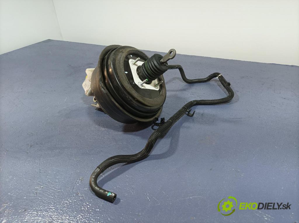 Jeep Grand cherokee 2013 servo Brzdní: P52124748AC