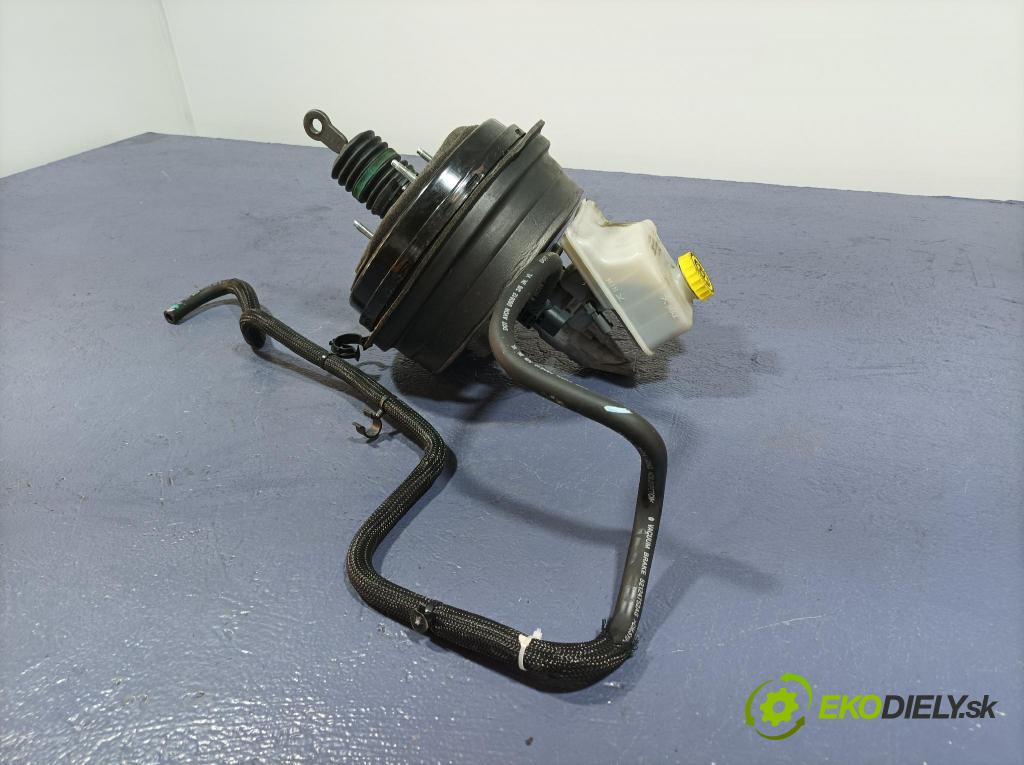 Jeep Grand cherokee 2013 servo Brzdní: P52124748AC