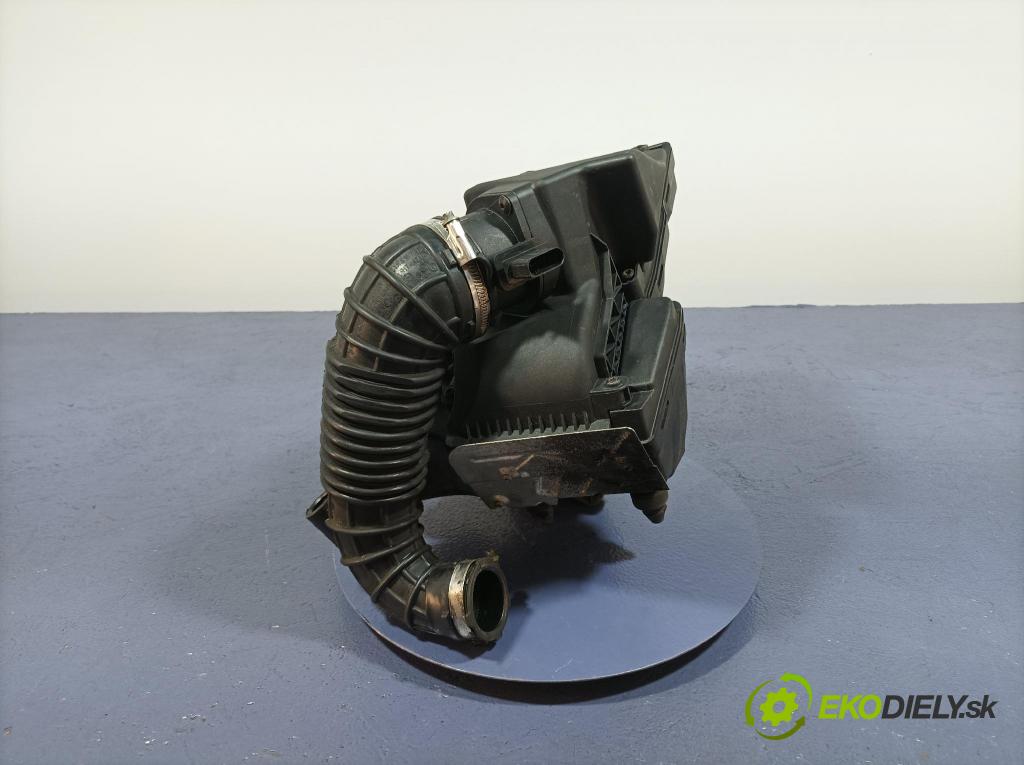 Audi A4 2008 obal Filtre: Vzduch: 8K0133835AC