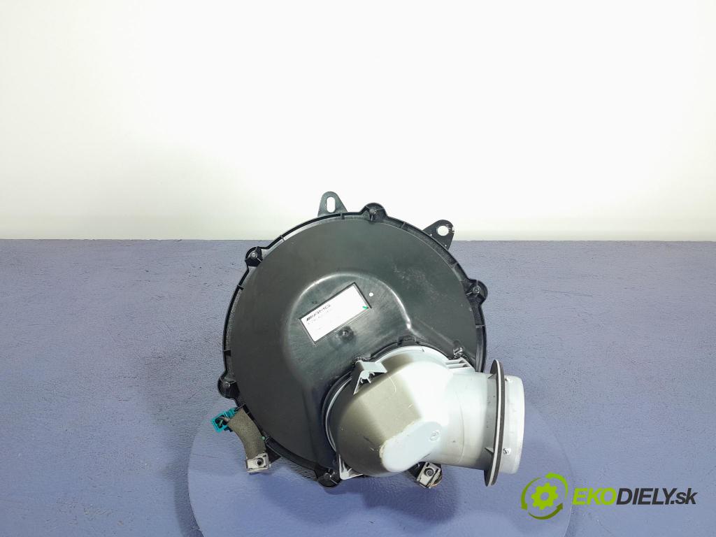 Mercedes Amg gt 2018 Reproduktor / Subwoofer: A2908200800