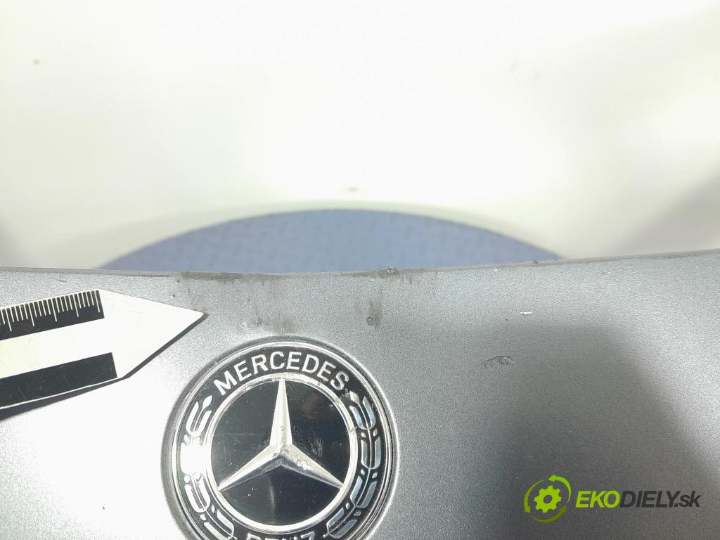 Mercedes Amg gt 2018 nárazník před 01