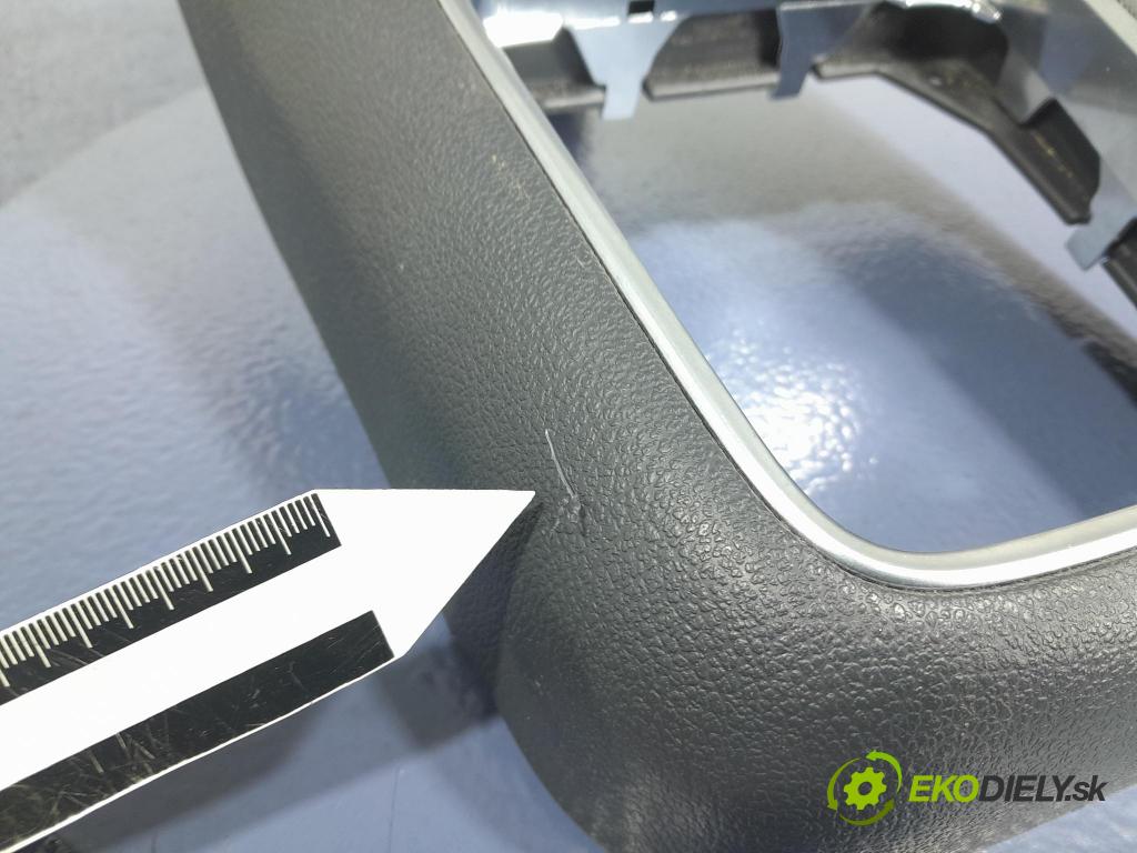 Vw Tiguan 2015 kryt Plast: Interiéry: 5M1863487B