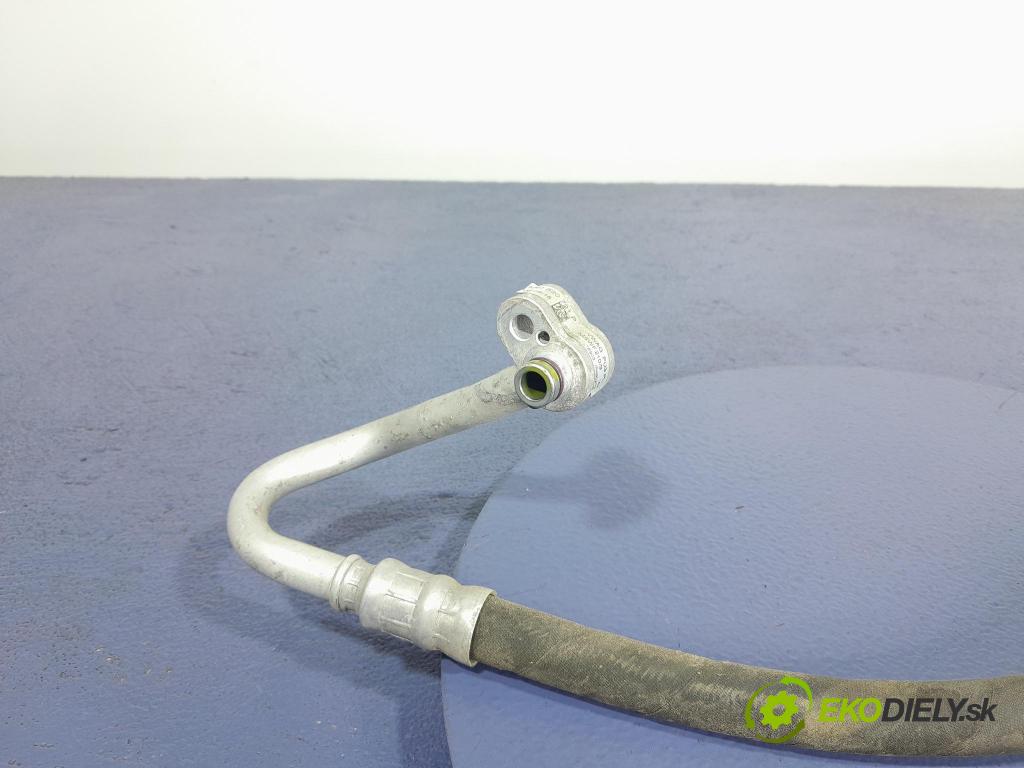 Vw Tiguan 2015 trubka Klimatizace: 5N0820721P