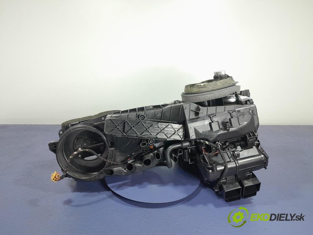 Vw Tiguan 2015 radiátor 5M1820003CH