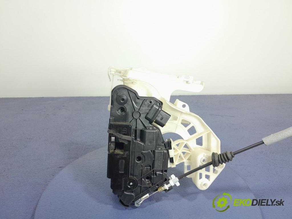 Vw Tiguan 2015 zámek dveře před Levý: 5N1837015F