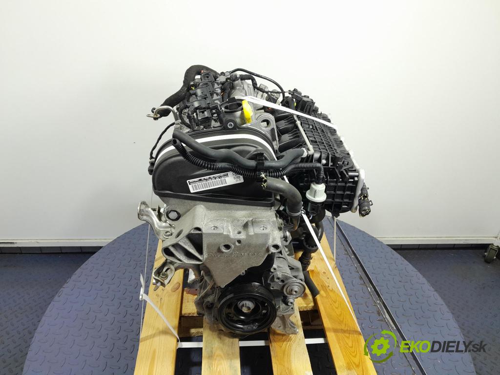 Vw Tiguan 2015 motor Benzín: CZD
