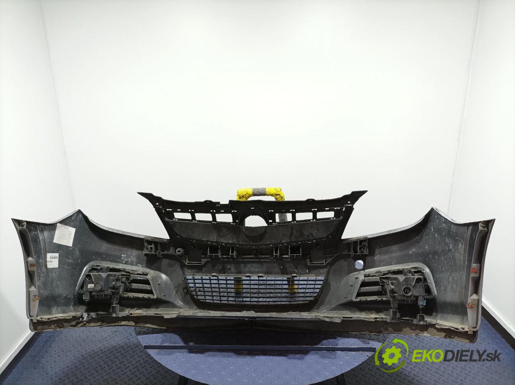 Opel Vectra 2006 nárazník před 01