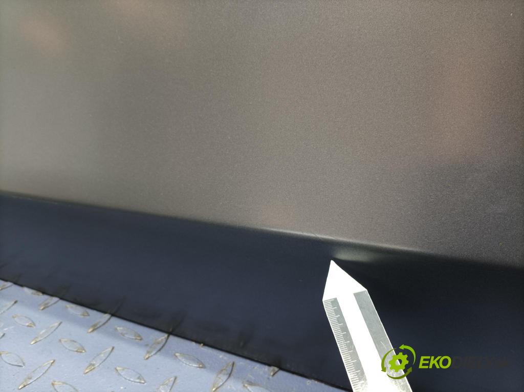 Mercedes Amg gt 2018 dvere Predné Vľavo: 01