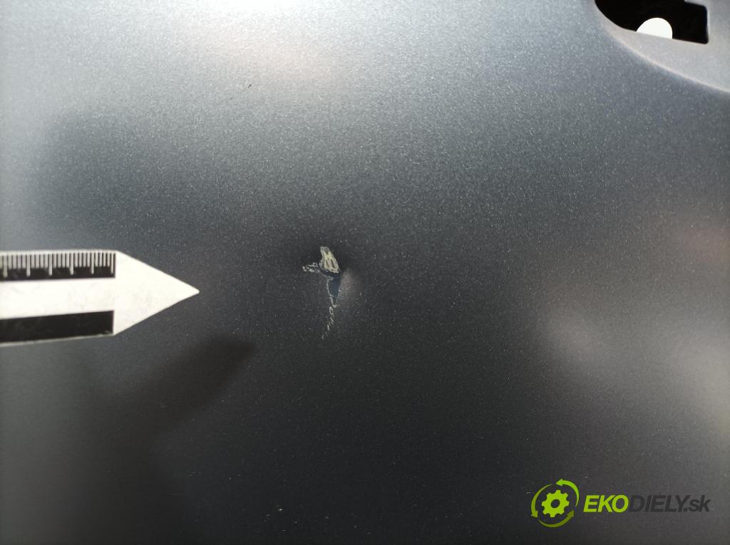 Mercedes Amg gt 2018 dvere zad Vľavo: 01