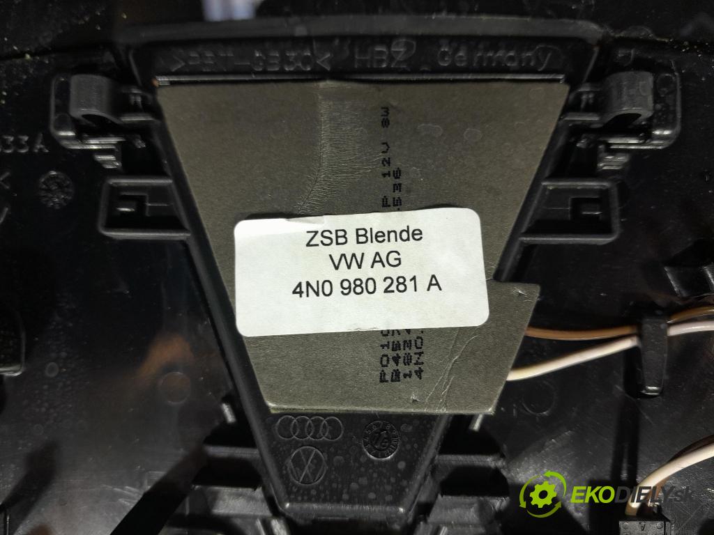 Audi A8 2019 sklo Predné: přední: 4N0845099B