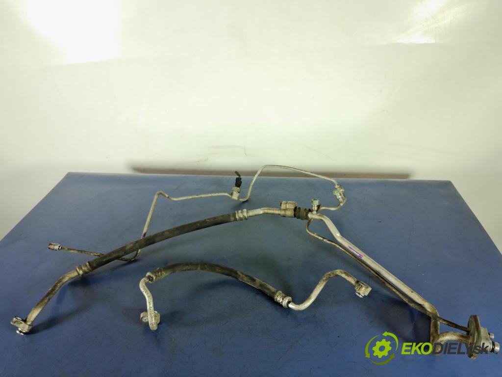 Honda Accord 2008 trubka Klimatizace: