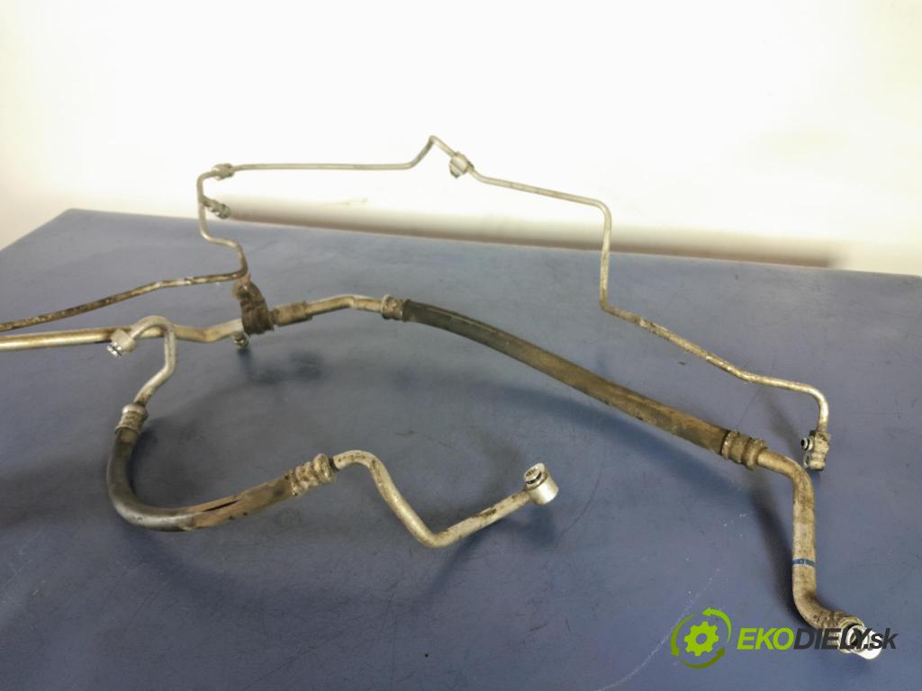Honda Accord 2008 trubka Klimatizace: 