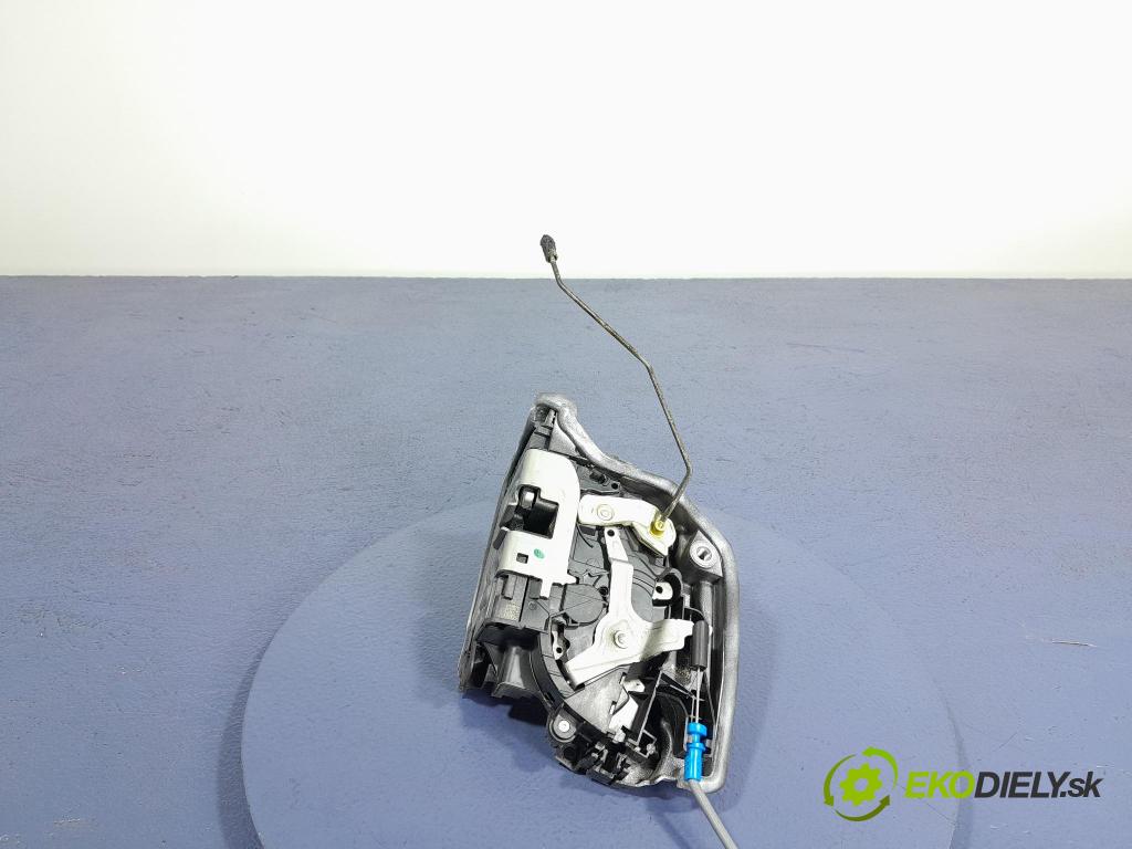 Bmw X5 2022 zámek dveře před Levý: 9464887