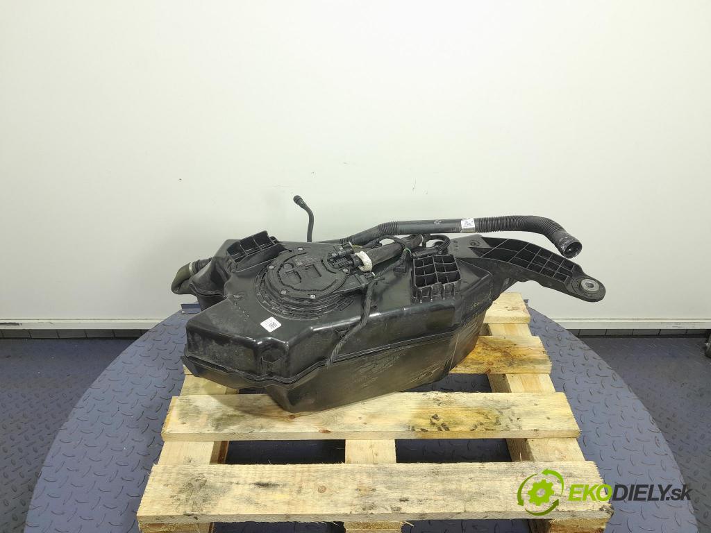 Bmw X5 2022 Nádrž: AdBlue 7440009